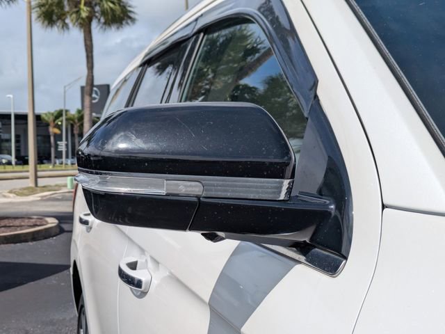 Used 2018 Lincoln Navigator Select image 15