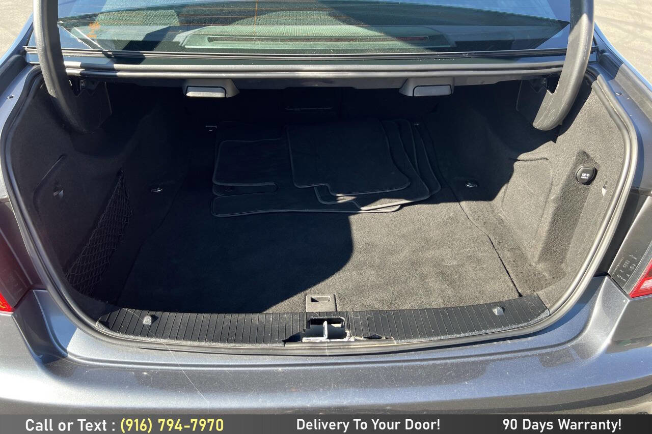 Used 2016 Mercedes-Benz E 350 E 350 4MATIC AWD 4dr Sedan image 11