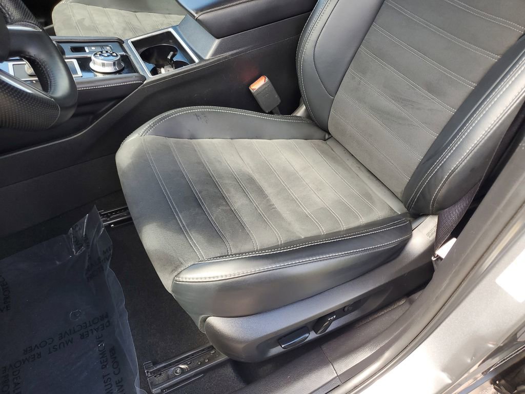 Used 2024 Mitsubishi Outlander AWD image 21