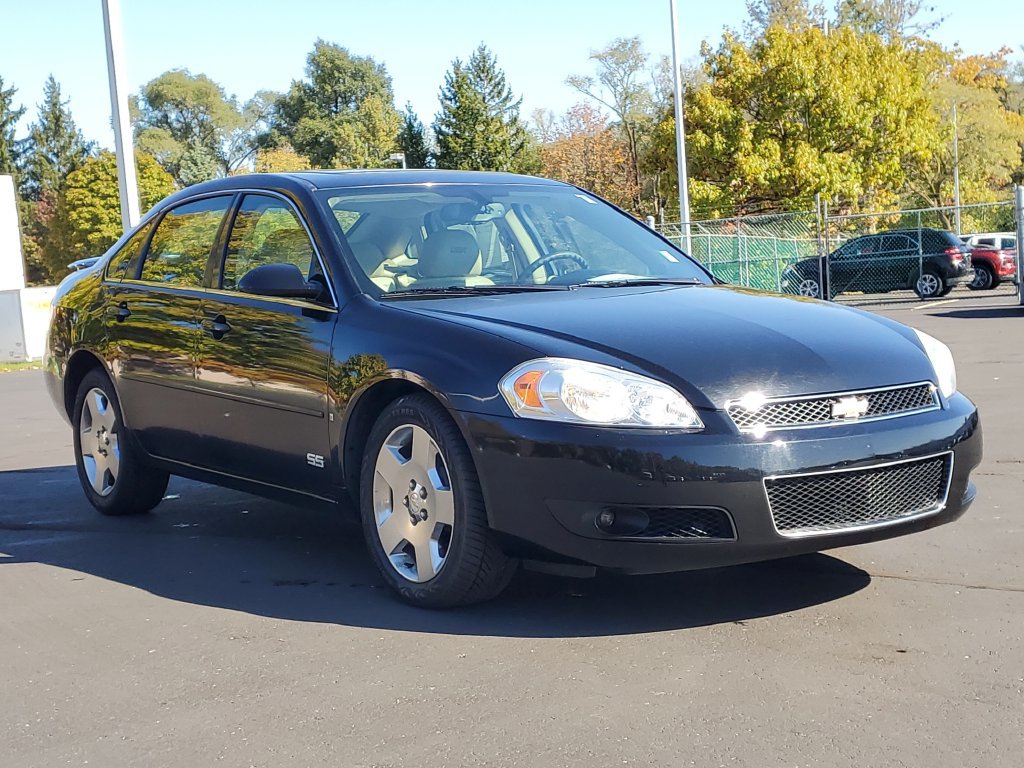 Used 2007 Chevrolet Impala SS w/ Convenience Package FWD image 2