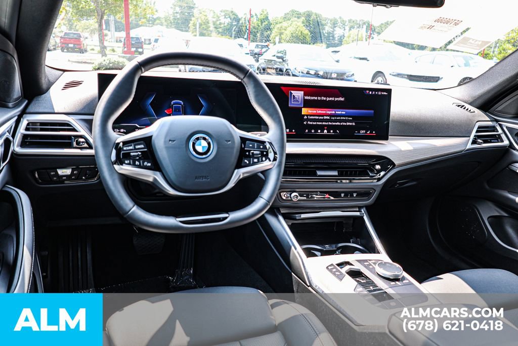 Used 2025 BMW i4 xDrive40i w/ Parking Assistance Package image 28