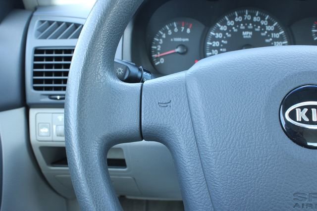 Used 2006 Kia Spectra EX FWD image 22