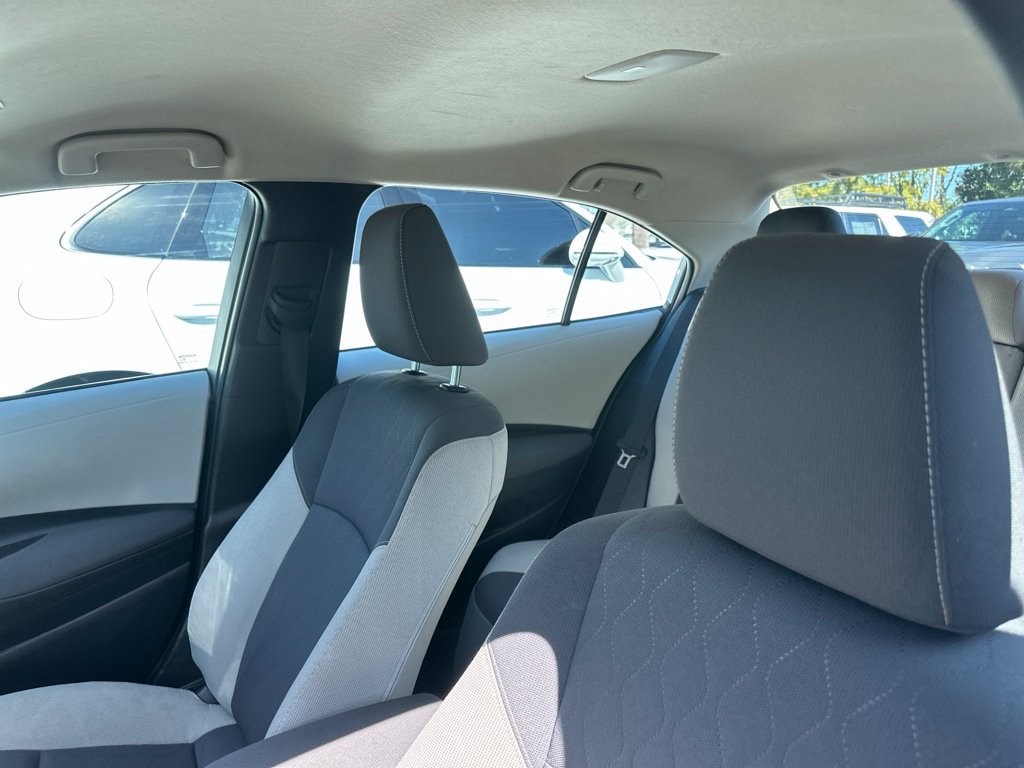 Used 2026 Toyota Corolla LE FWD image 3