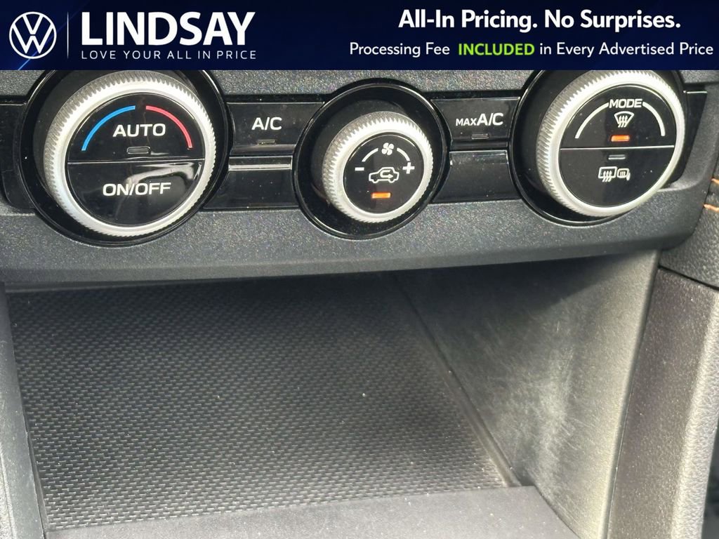 Used 2022 Subaru Crosstrek 2.0i Premium w/ Moonroof Package image 18