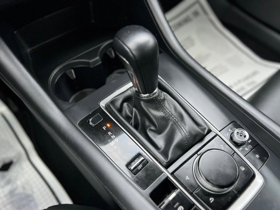 Used 2020 MAZDA MAZDA3 Sedan w/ Select Package image 16