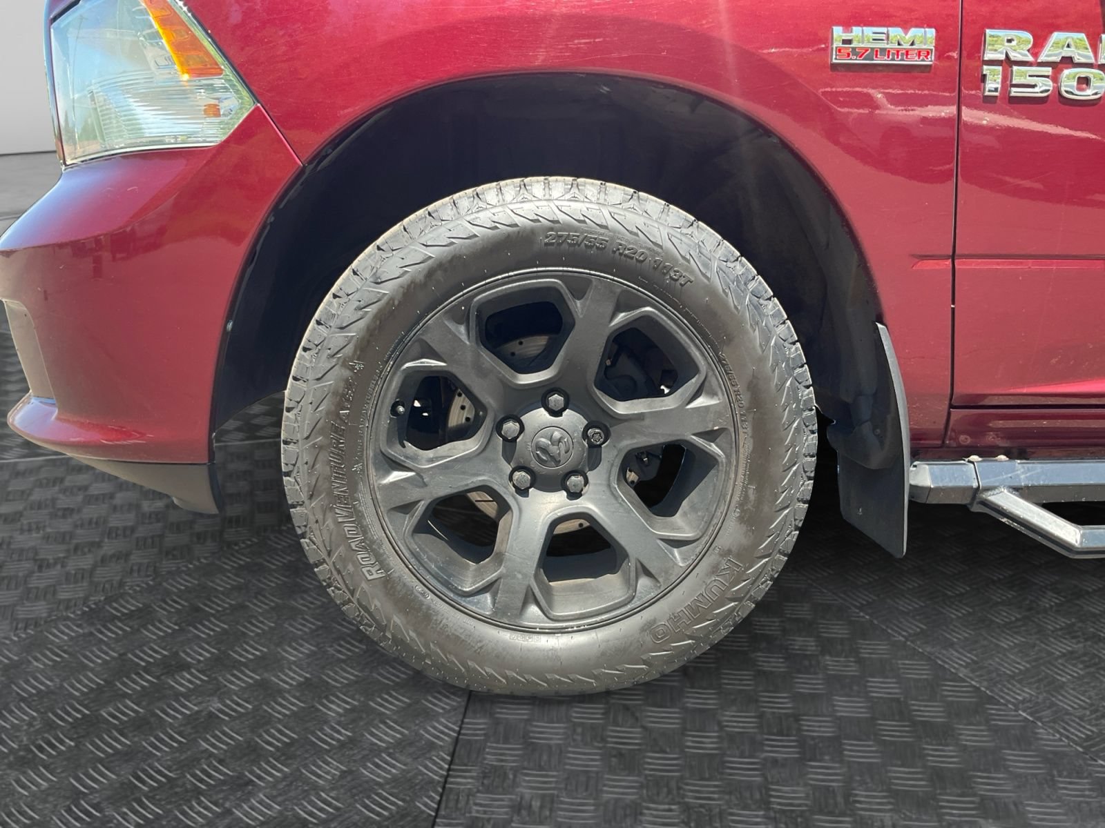 Used 2016 RAM 1500 Express AWD/4WD image 14