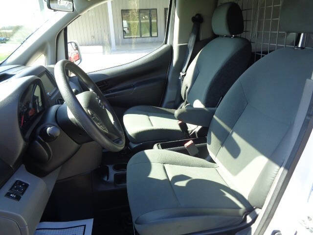 Used 2020 Nissan NV200 SV w/ Back Door Glass Package FWD image 13