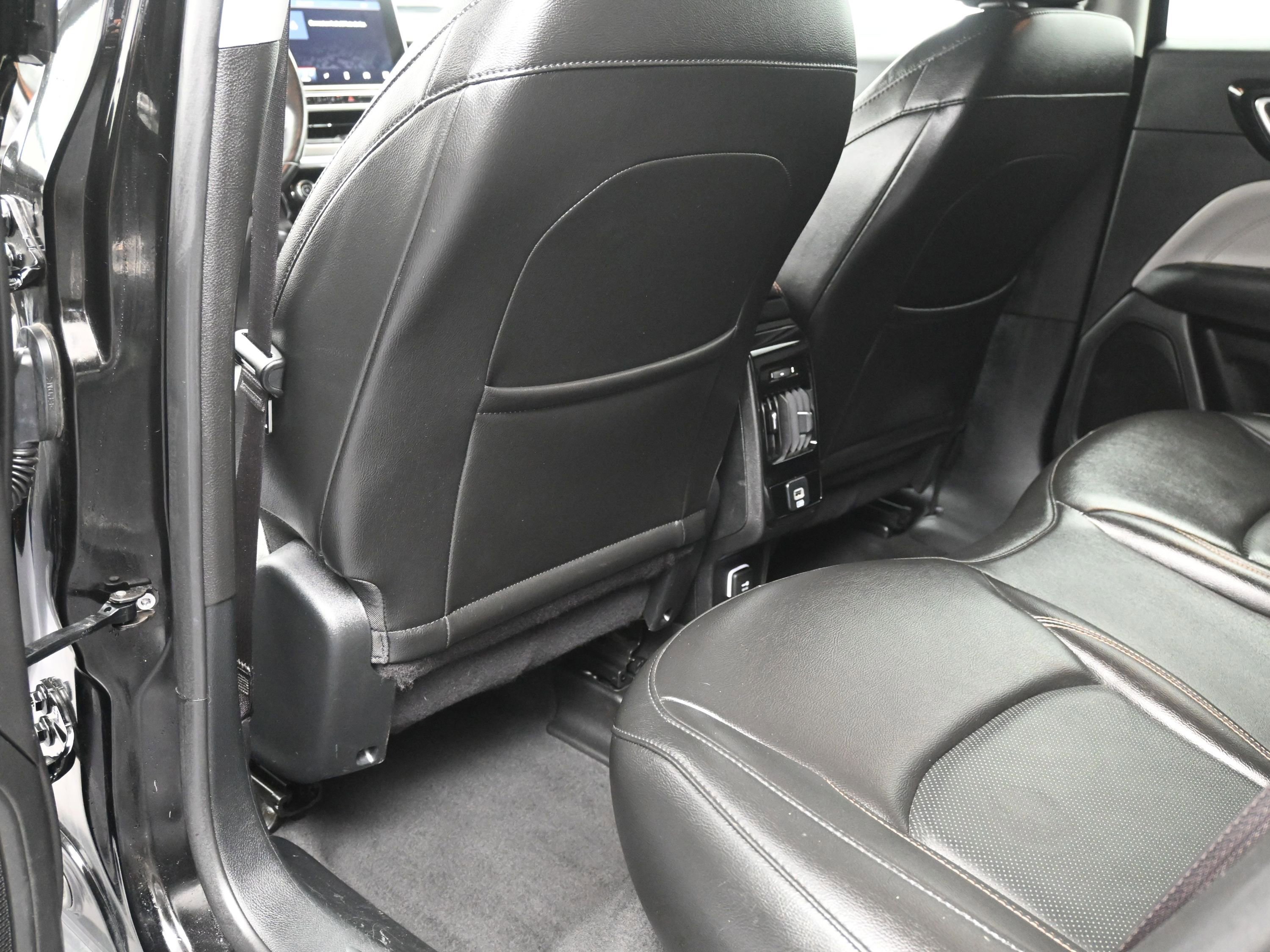 Used 2022 Jeep Compass Limited image 22