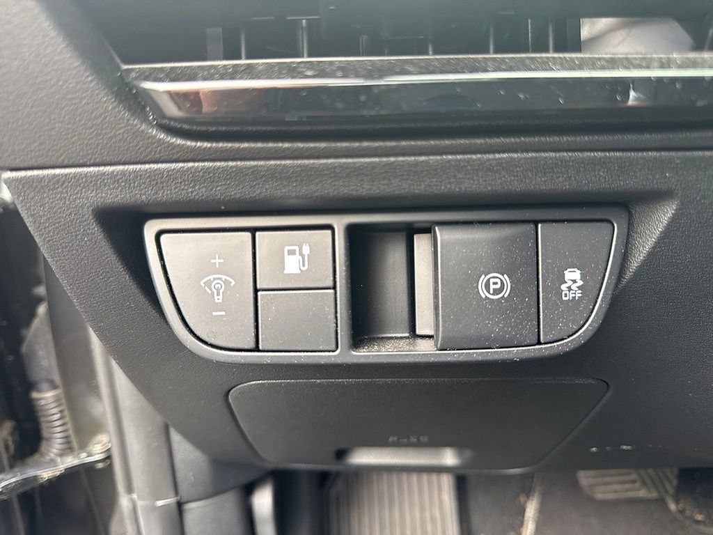 Used 2024 Kia EV6 Light AWD/4WD image 13