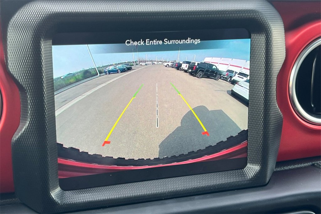 Used 2021 Jeep Wrangler Unlimited Rubicon image 32