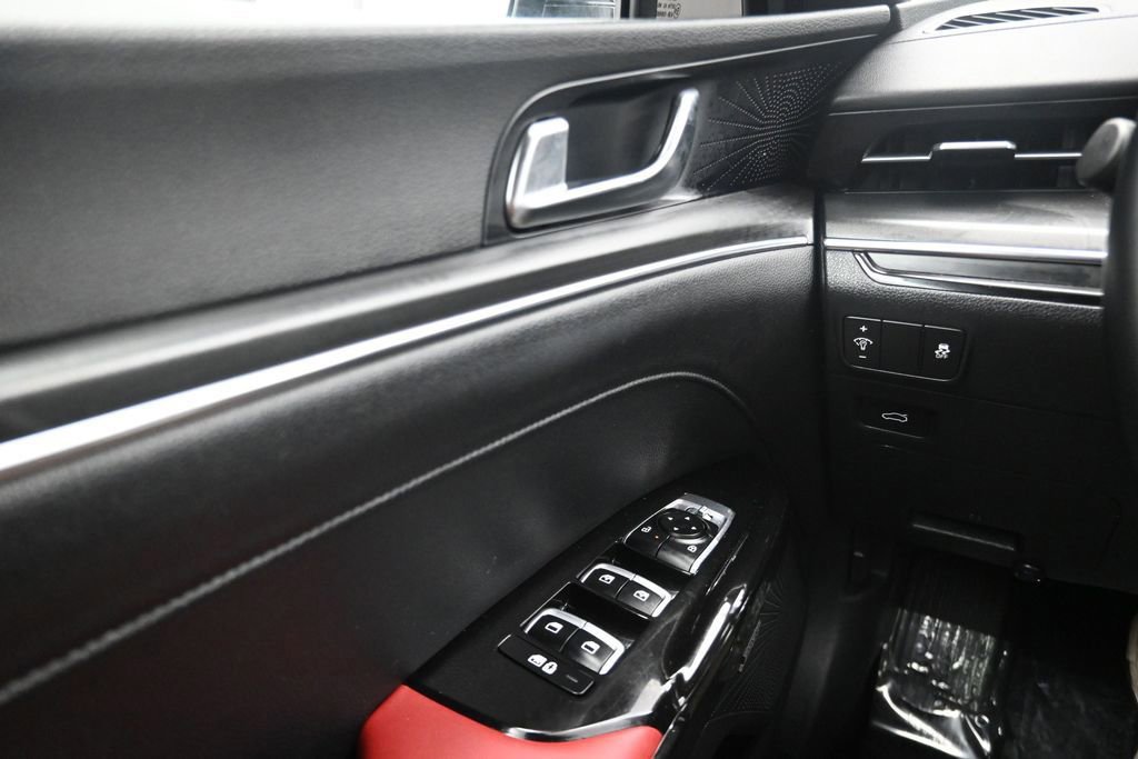 Used 2025 Kia K5 GT-Line w/ GT-Line Premium Package FWD image 16