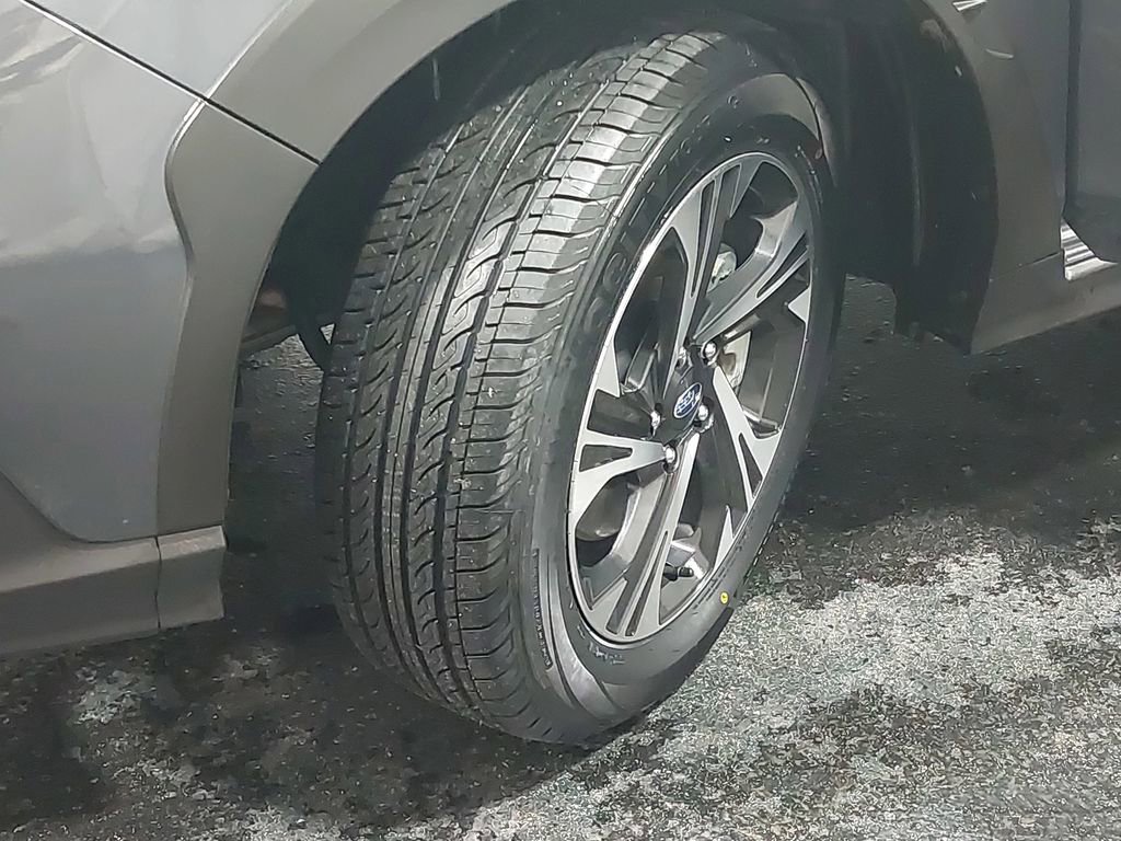 Used 2024 Subaru Crosstrek 2.0i Premium image 32