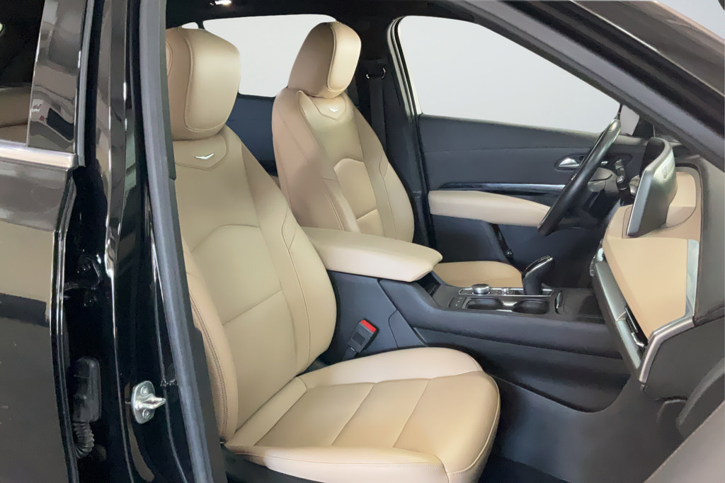 Certified 2024 Cadillac XT4 Luxury FWD image 20