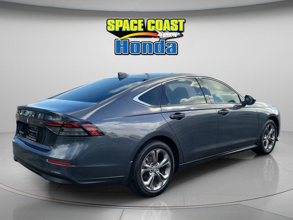 Used 2023 Honda Accord EX image 3