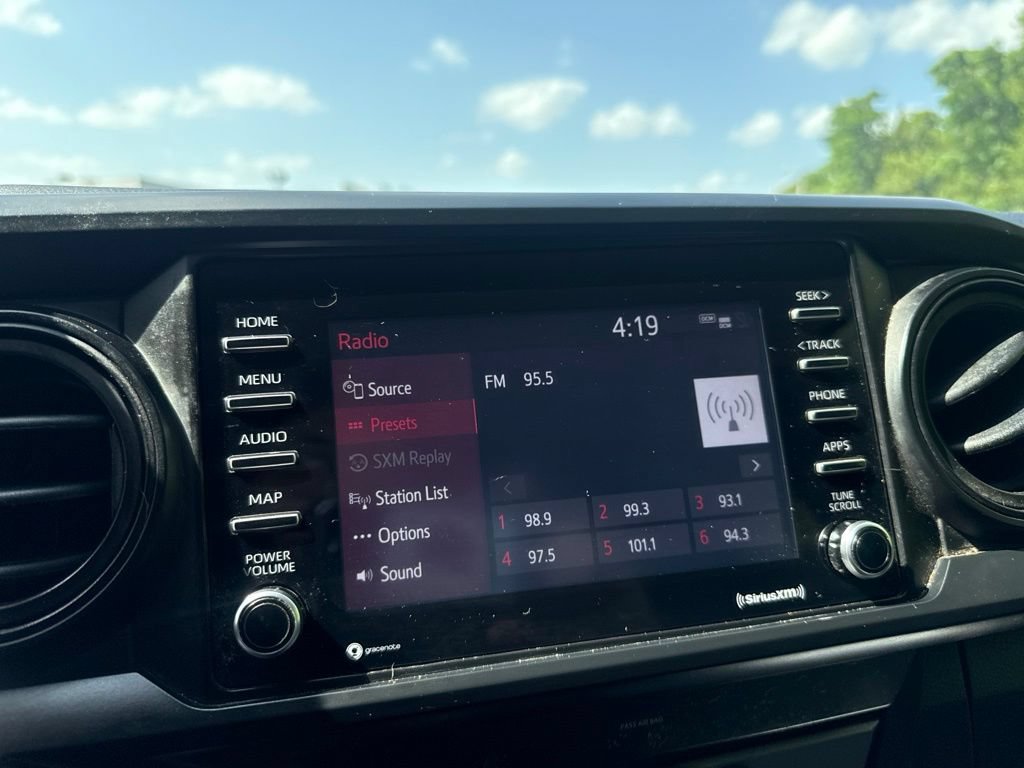 Used 2020 Toyota Tacoma SR AWD/4WD image 24