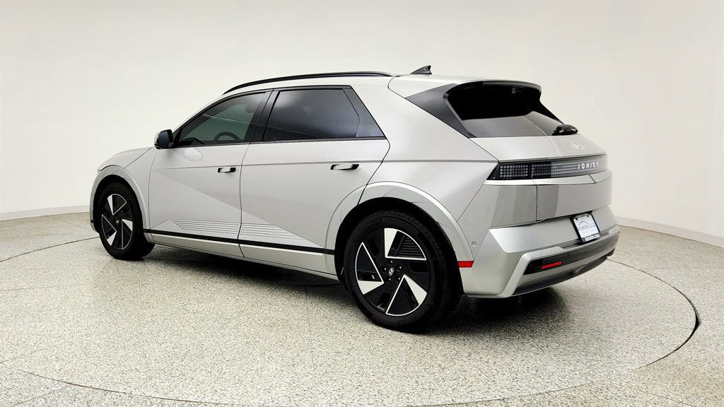 Used 2025 Hyundai Ioniq 5 Limited RWD image 7