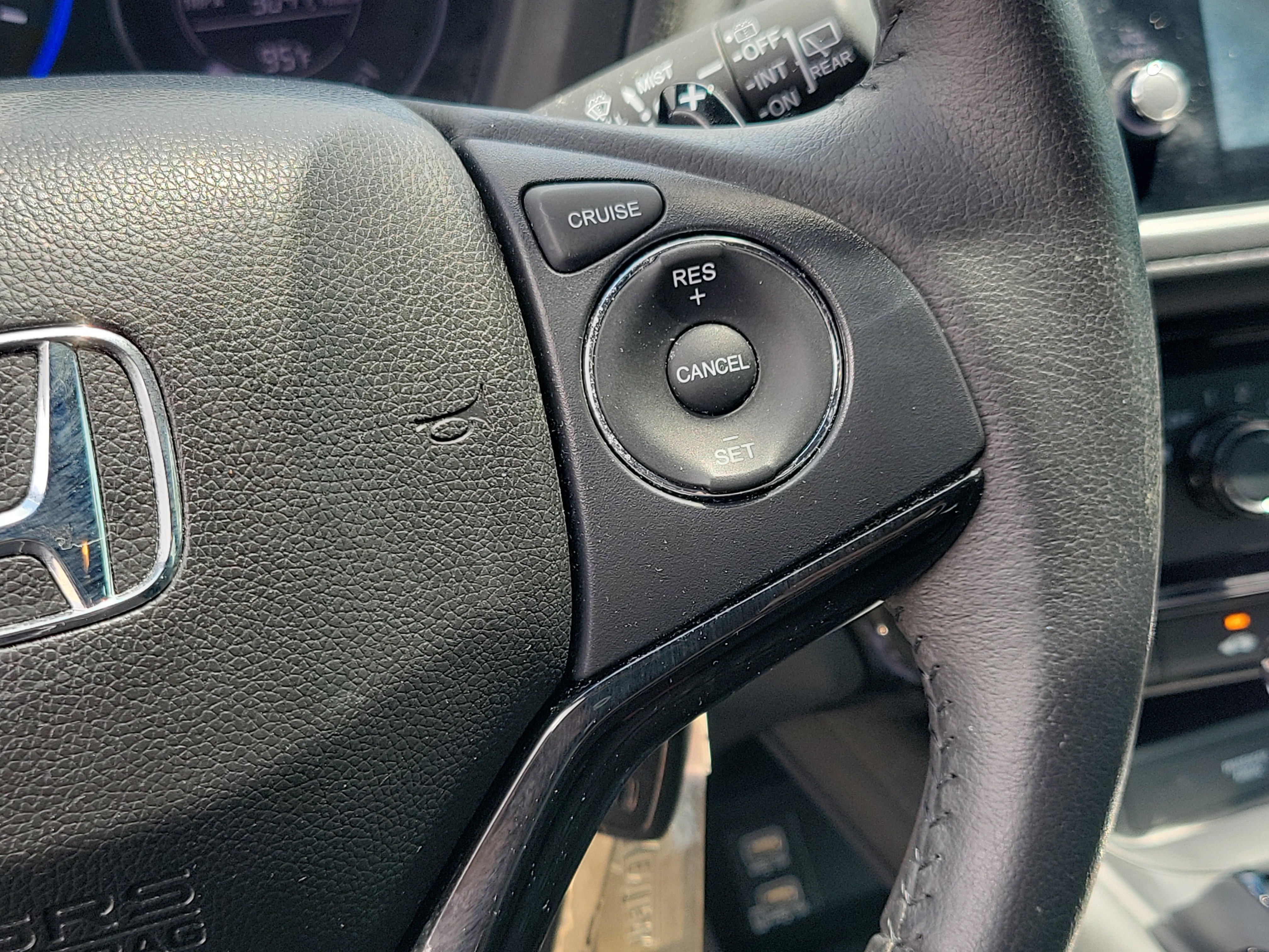 Used 2019 Honda HR-V Sport image 25