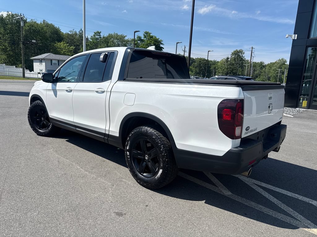 Used 2023 Honda Ridgeline Black Edition video 3