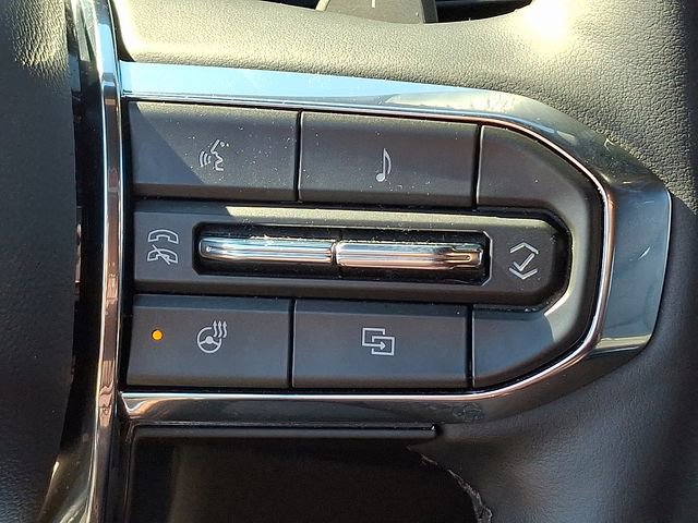 Used 2025 GMC Yukon XL Denali image 22