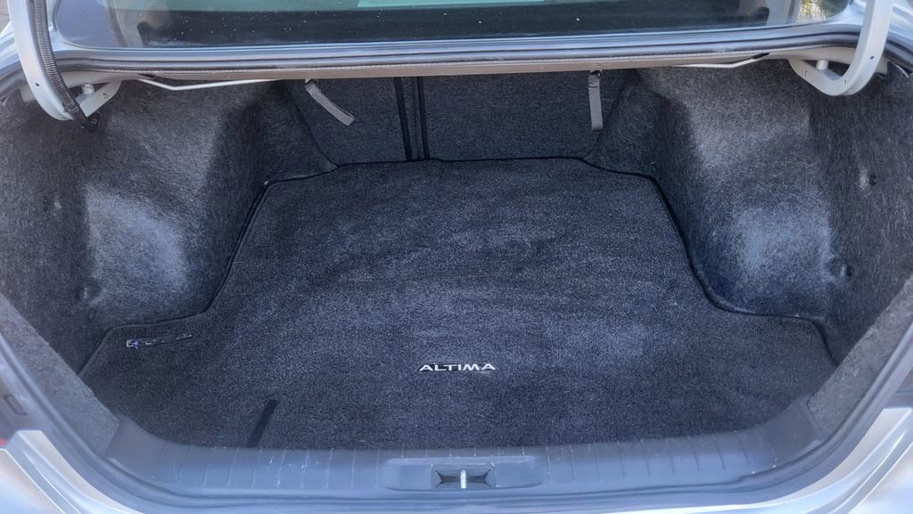 Used 2016 Nissan Altima 2.5 S w/ Power Driver Seat Package image 12