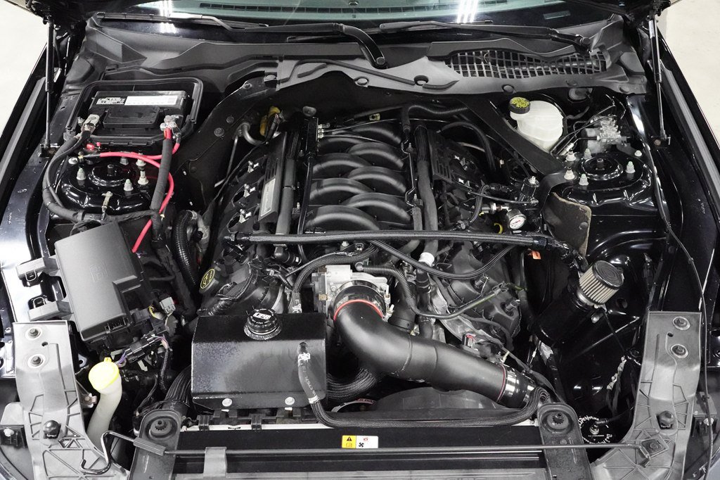 Used 2017 Ford Mustang Shelby GT350 w/ Electronics Package RWD image 27