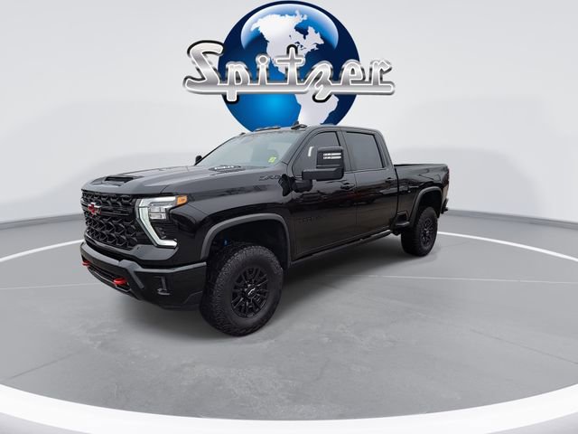 Used 2024 Chevrolet Silverado 2500 ZR2 w/ Technology Package AWD/4WD image 4