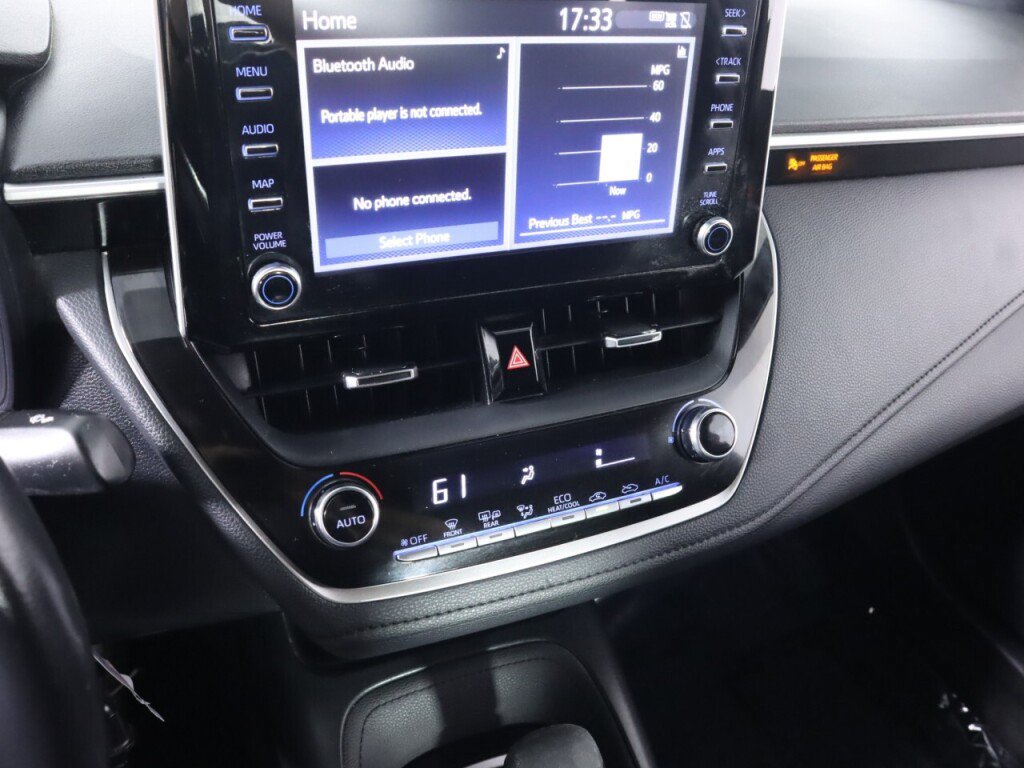 Used 2020 Toyota Corolla SE FWD image 15