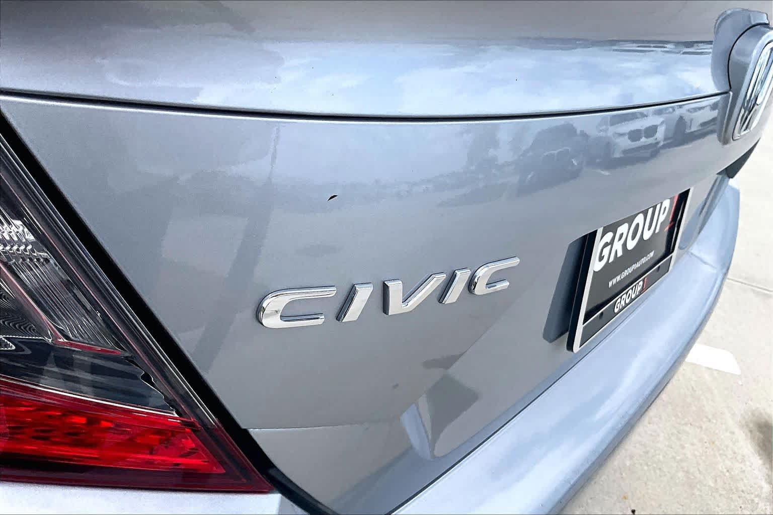 Used 2019 Honda Civic LX image 9