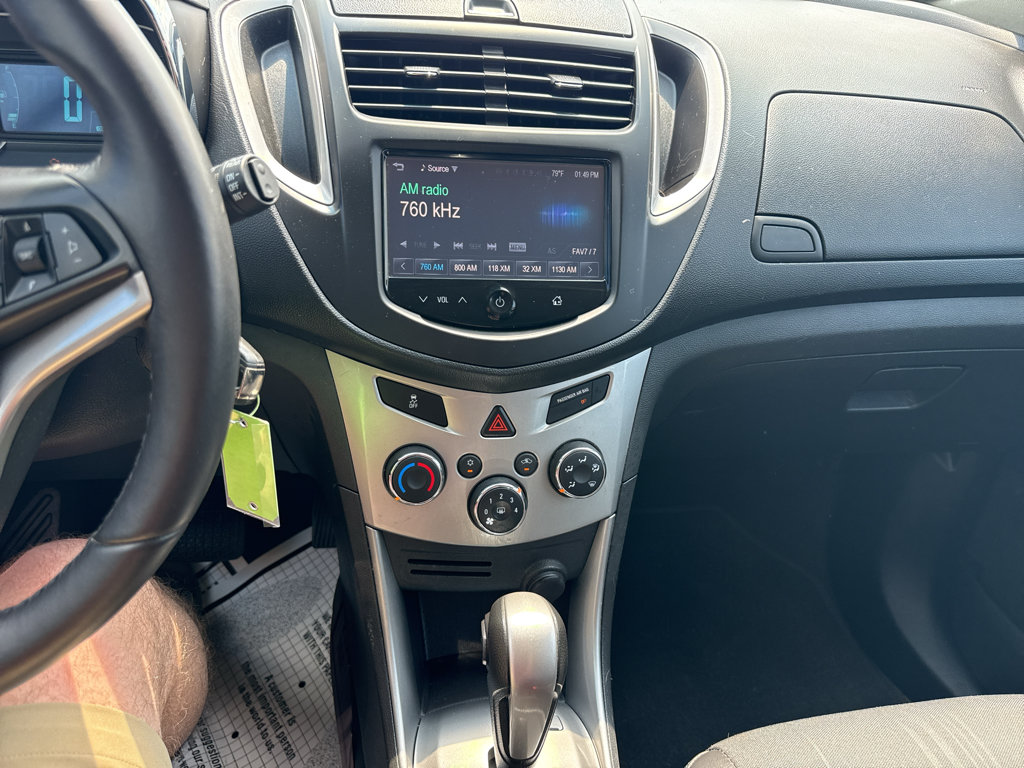 Used 2016 Chevrolet Trax LT w/ LT Convenience Package FWD image 17