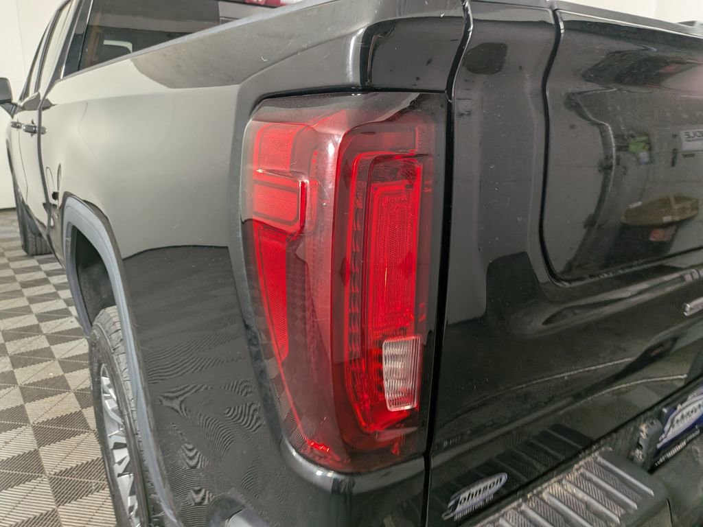 Used 2021 GMC Sierra 1500 AT4 w/ AT4 Value Package image 11