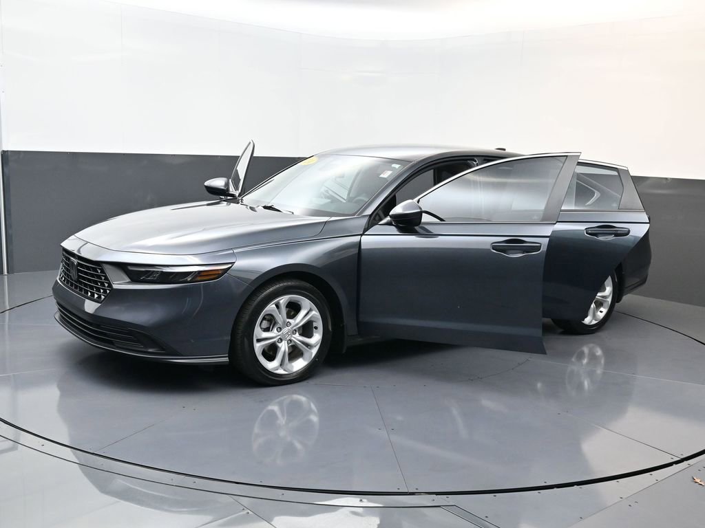 Used 2024 Honda Accord LX image 28