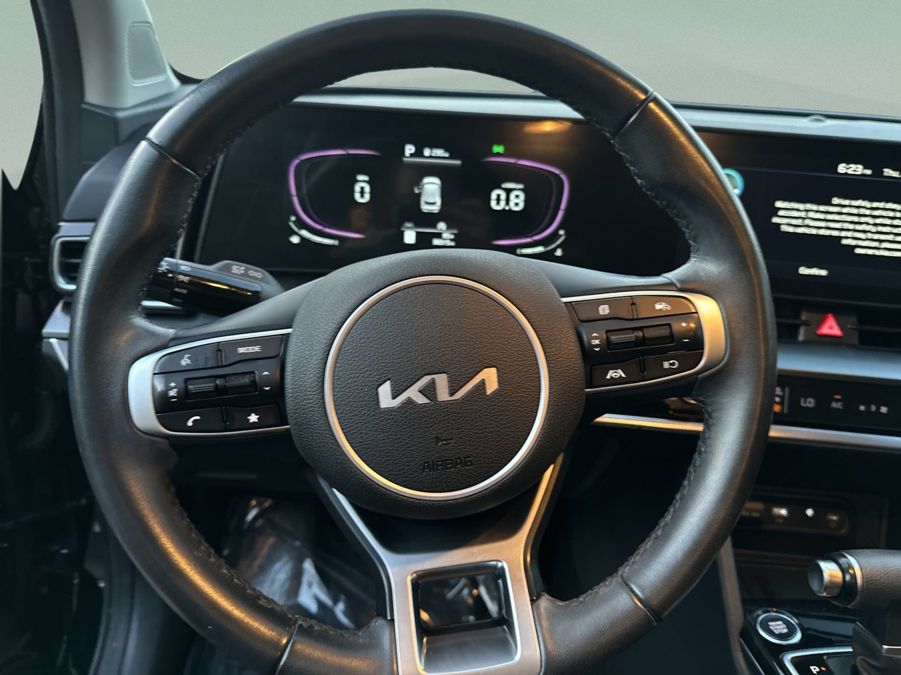 Used 2023 Kia Sportage EX FWD image 11