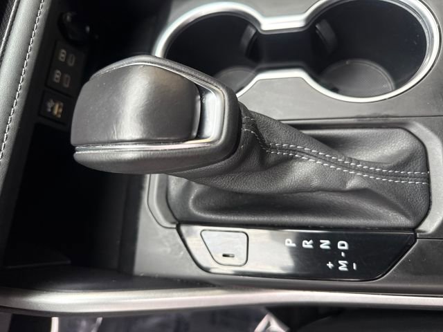 Used 2024 Toyota Highlander LE image 19