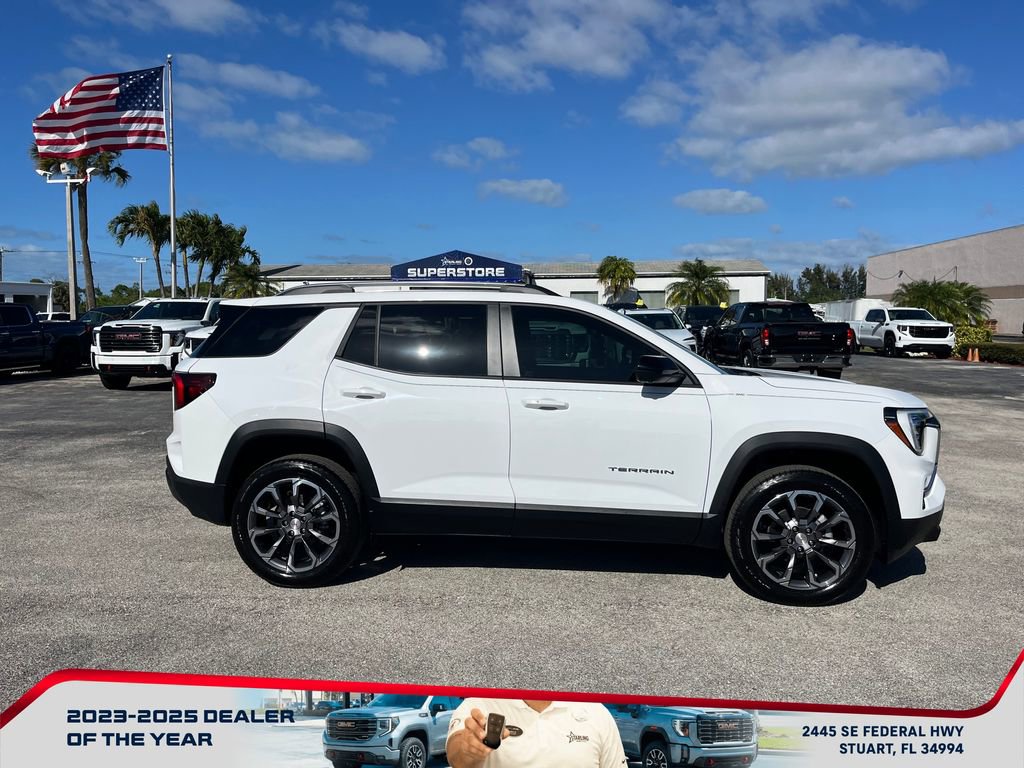 New 2026 GMC Terrain Elevation w/ Elevation Premium Package FWD image 8