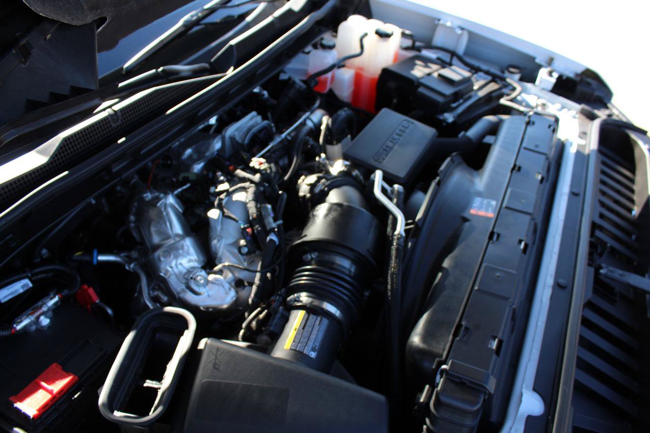 Used 2026 Chevrolet Silverado 3500 High Country w/ High Country Premium Package AWD/4WD image 98