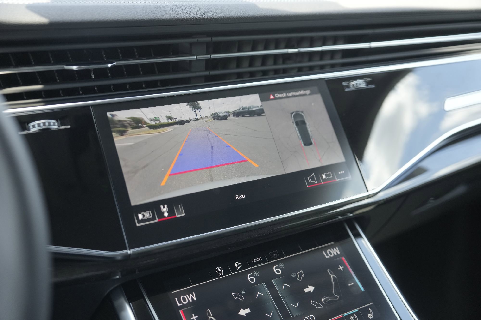 Certified 2025 Audi Q8 Premium Plus w/ Premium Plus Package image 17