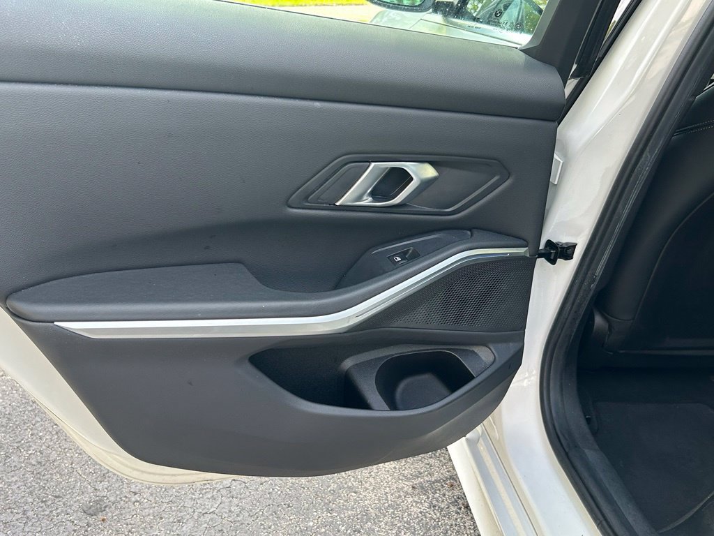 Used 2025 BMW 330i Sedan RWD image 42