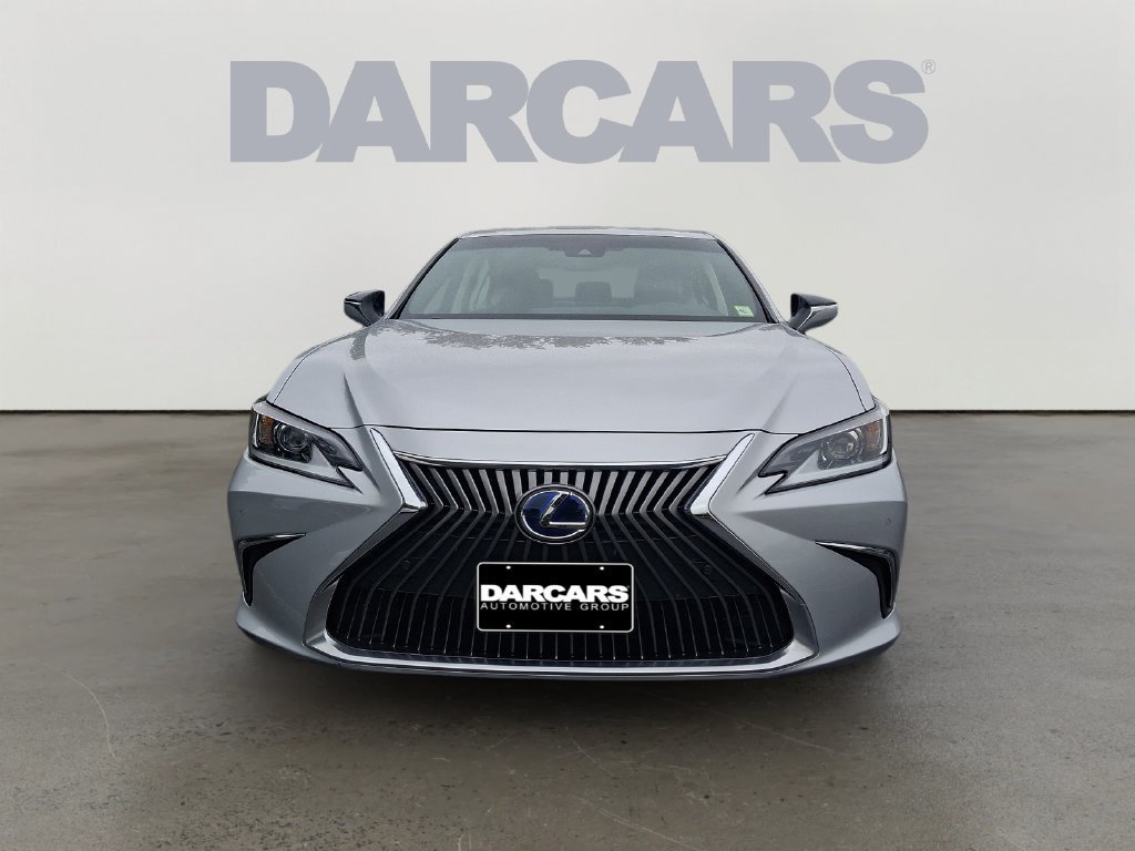 Used 2021 Lexus ES 300h w/ Accessory Package FWD image 2