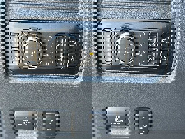 New 2025 Ford F250 Lariat w/ Lariat Ultimate Package image 16