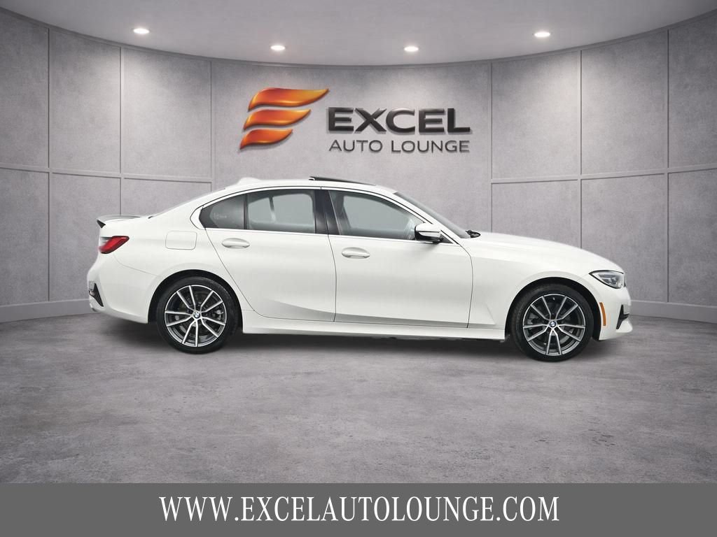 Used 2019 BMW 330i xDrive Sedan w/ Convenience Package AWD/4WD image 10