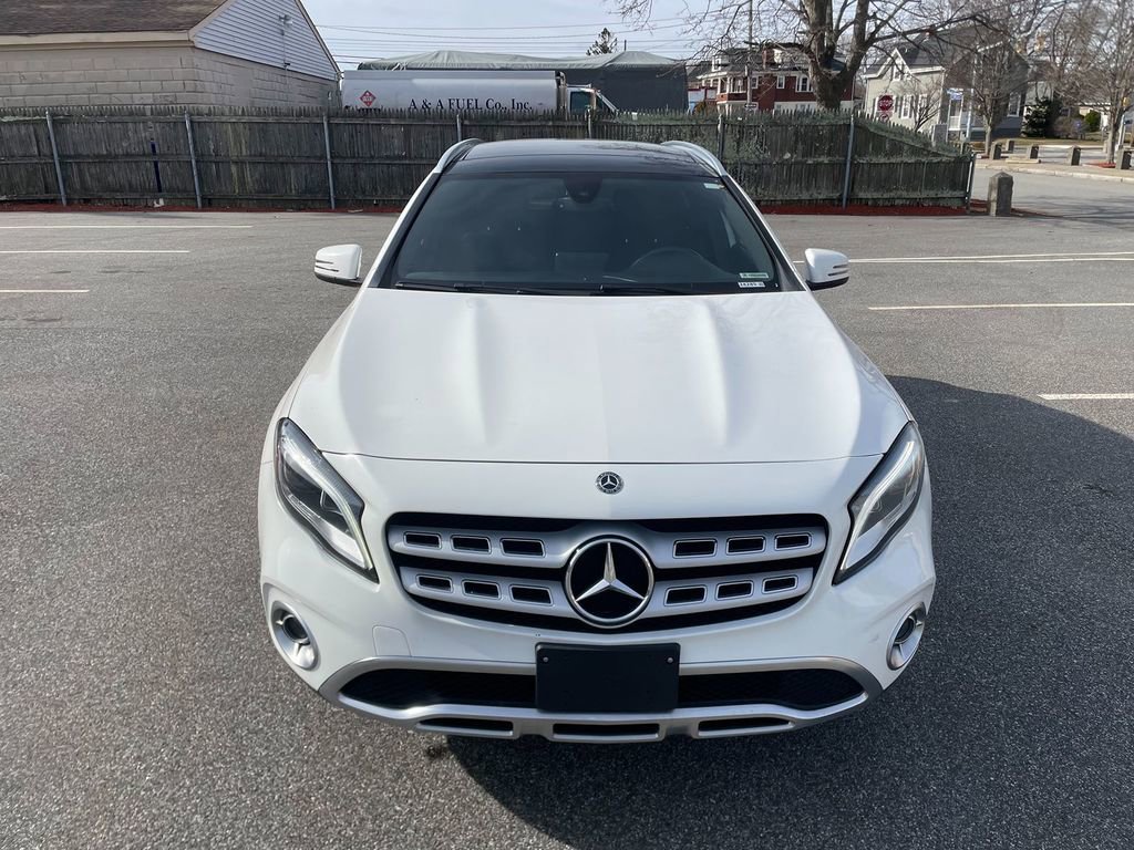 Used 2019 Mercedes-Benz GLA 250 4MATIC image 3
