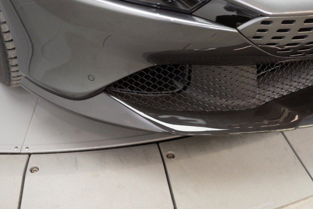 Used 2024 Ferrari Roma Spider image 28