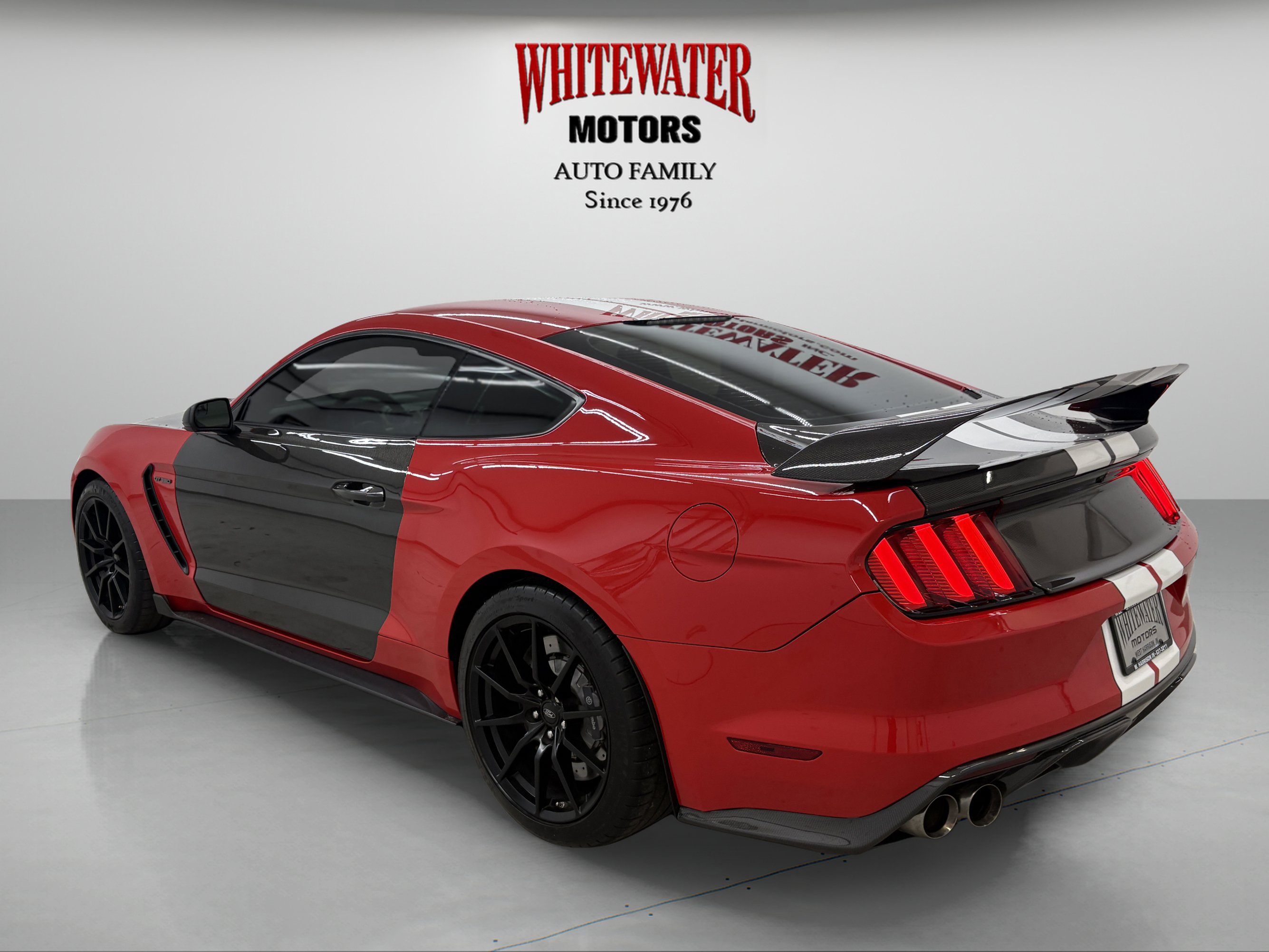 Used 2016 Ford Mustang Shelby GT350 w/ Track Package RWD image 2