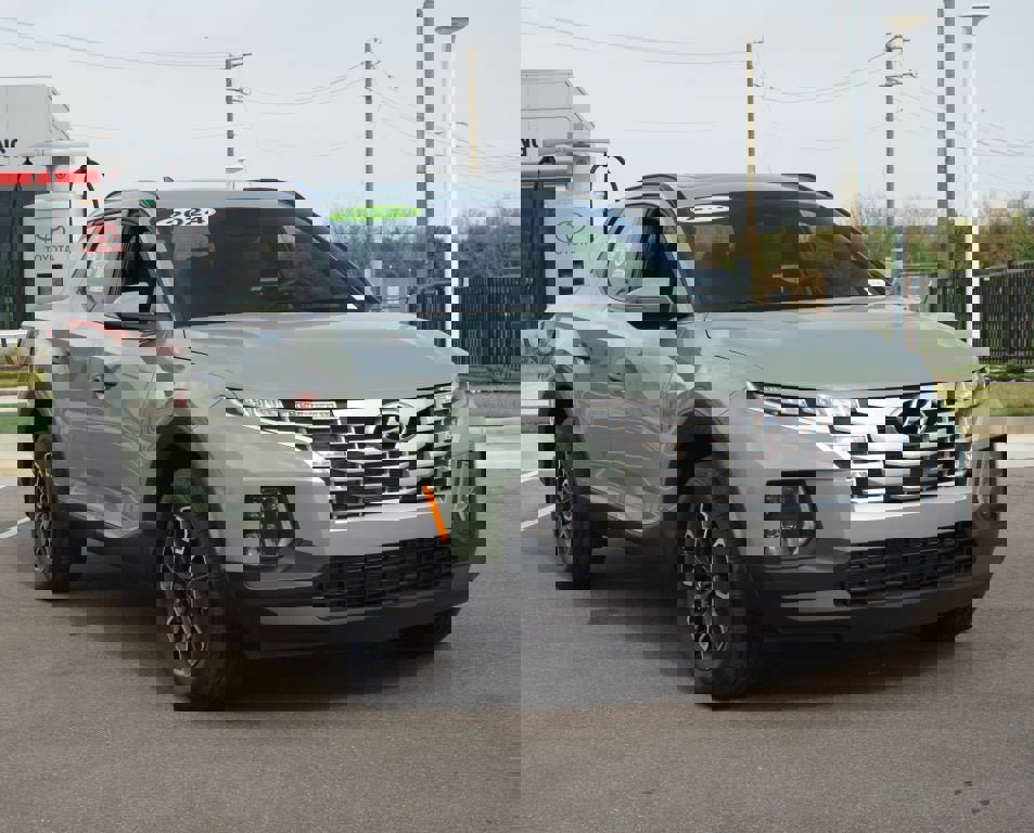 Used 2024 Hyundai Santa Cruz SEL w/ Activity Package image 3