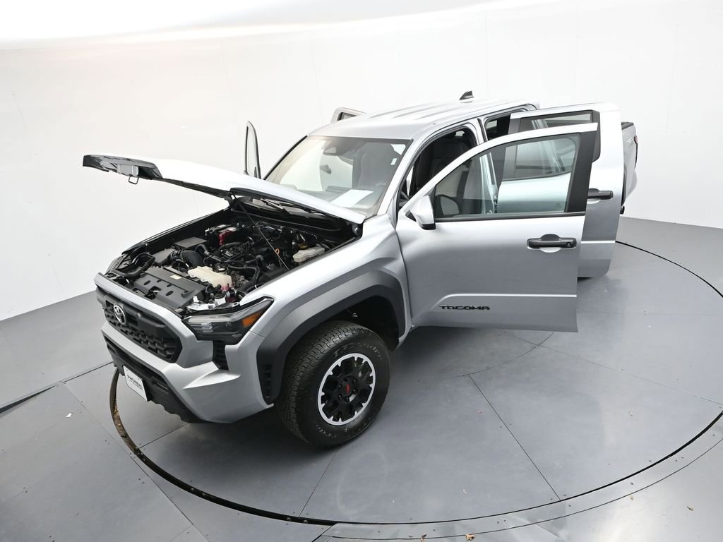 Used 2024 Toyota Tacoma TRD Off-Road image 37