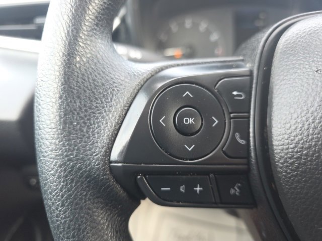 Used 2025 Toyota Corolla LE image 14