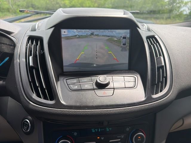 Used 2019 Ford Escape SE image 11