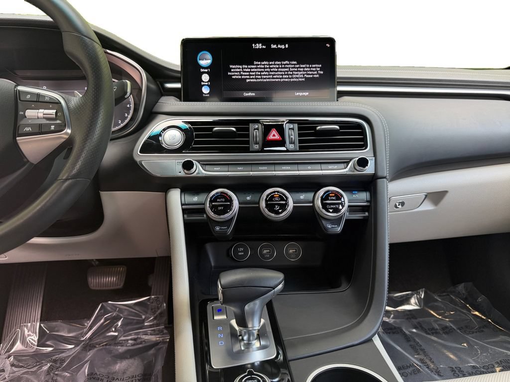 Used 2023 Genesis G70 2.0T AWD/4WD image 11