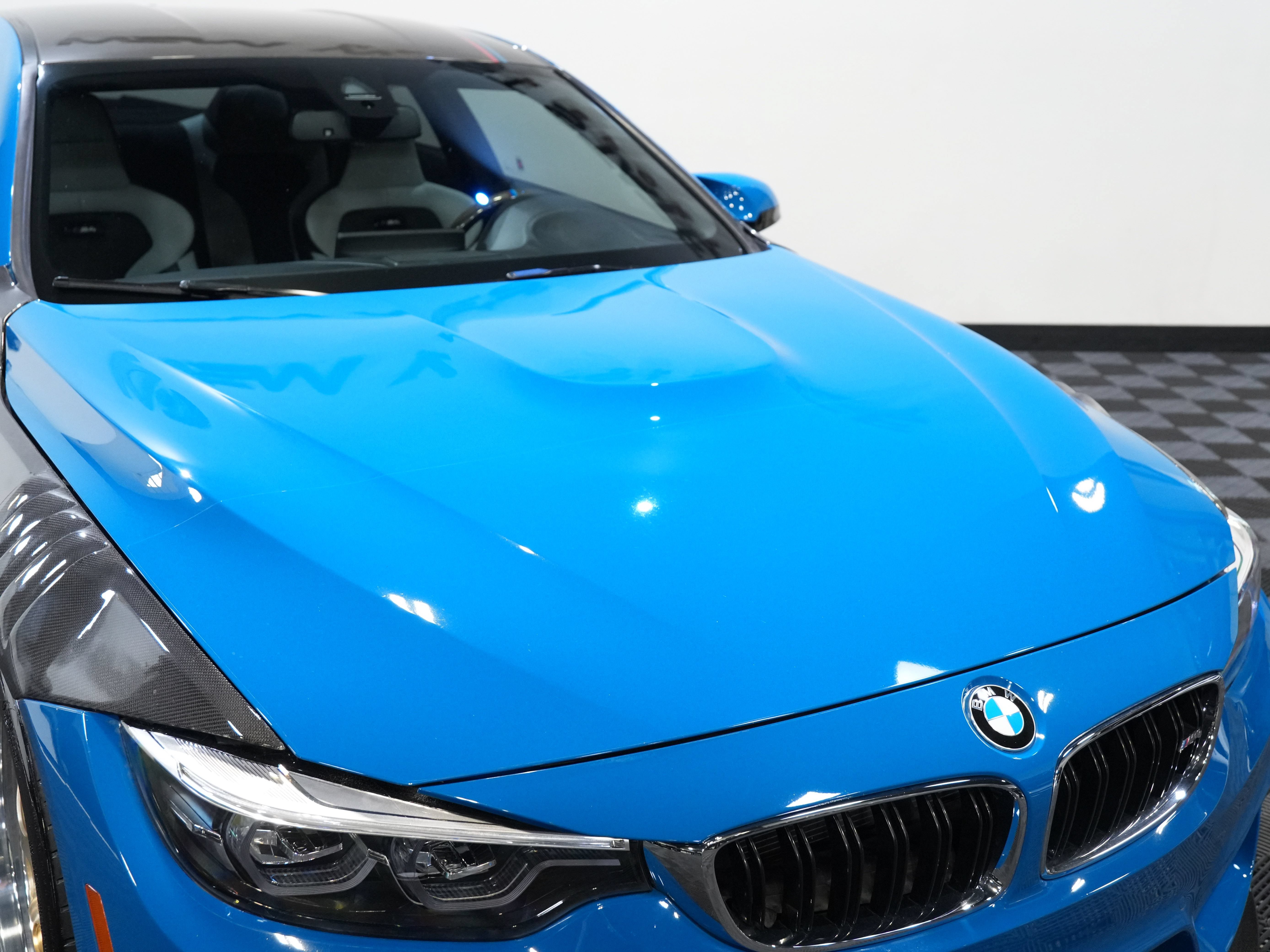 Used 2020 BMW M4 Coupe w/ Competition Package RWD image 12
