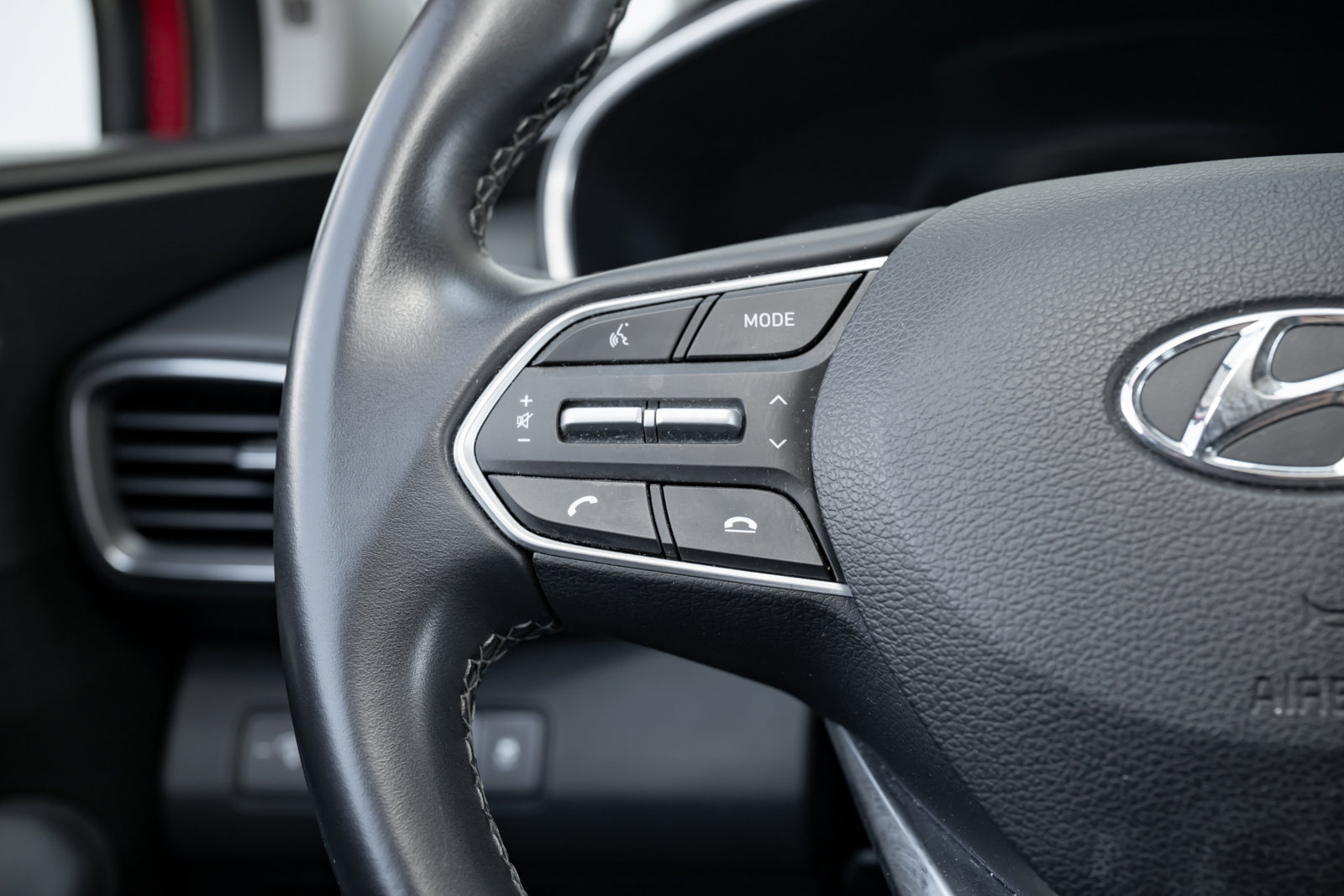 Used 2023 Hyundai Santa Fe SEL image 20